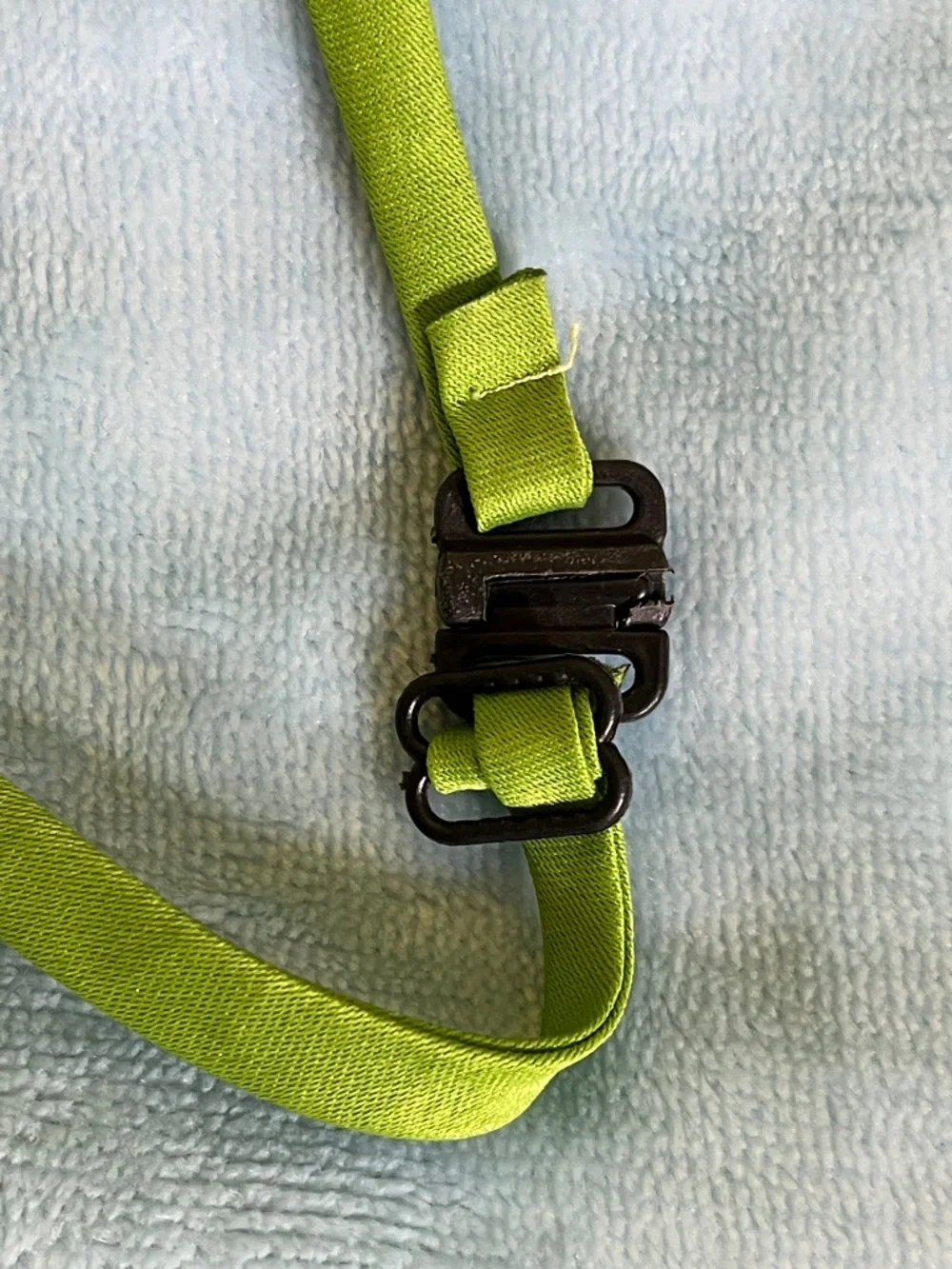 Pet Lover Bundle – Adjustable Green Bow Tie + Decorative Hook 🐾💚